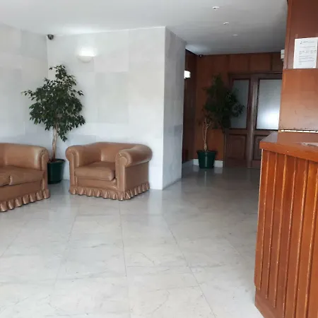 Primera Linea De Playa 4 Apartamento *